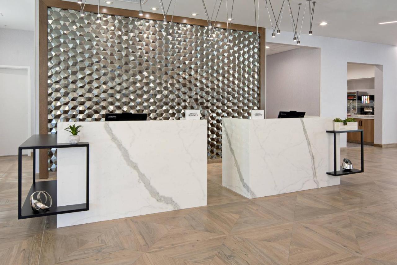 Residence Inn By Marriott Valencia Bagian luar foto